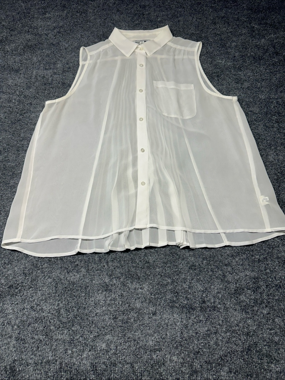 American Eagle Outfitters White Sheer Sleeveless Button-Down Blouse
